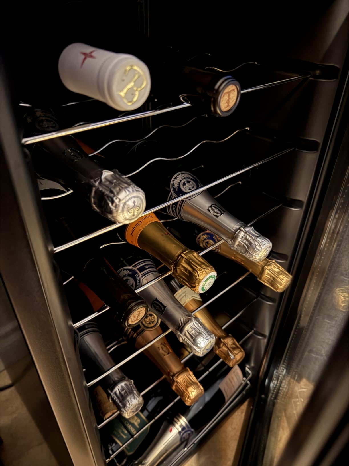 BODEGA 24 Inch Dual Zone Wine Fridge, 46 Bottle Built-in Wine Cooler with Compressor Cooling, Double-Layer UV Glass Door, Digital Thermostat & ≤35dB Quiet – Freestanding Fridge for Home Kitchen Bar customer photo 2
