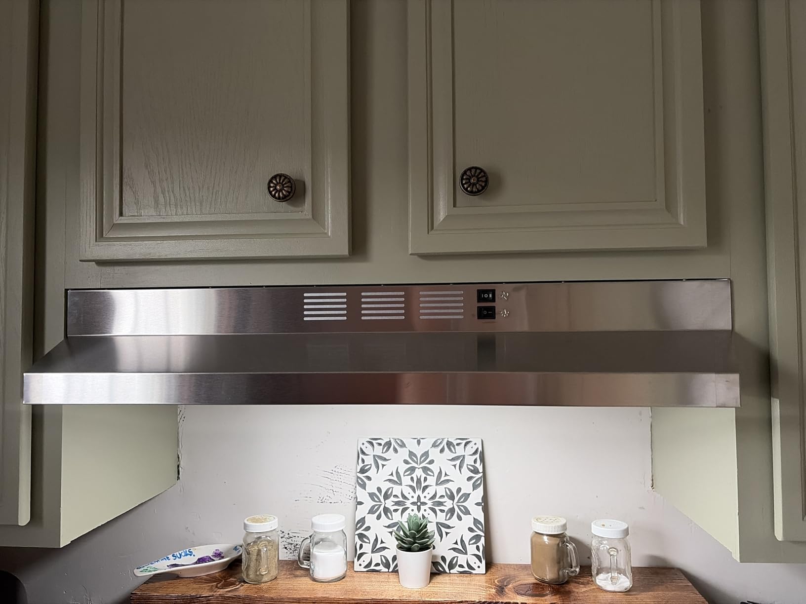 24 inch Range Hood Under Cabinet, Stainless Steel Kitchen Hood customer photo 1