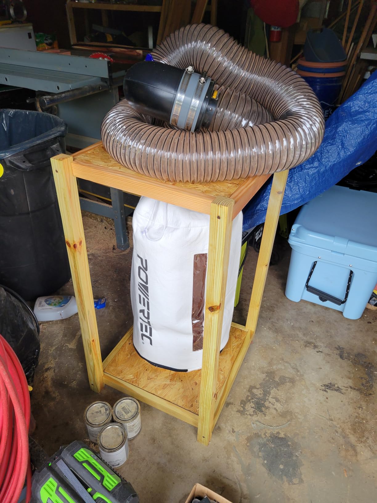 PVC Dust Collection Hose w/4 Thumbscrew Clamps 2-1/2