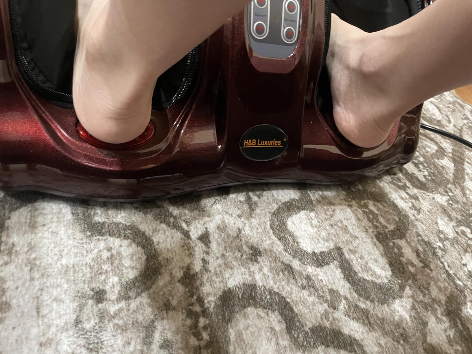 Foot Massager with Heat, Shiatsu Foot Massager for Circulation and Pain Relief and Heat Therapy, Ankle, Calves and Feet Massage with Deep Kneading Rolling, Gifts for Women Men Mother Father (RED) customer photo 2