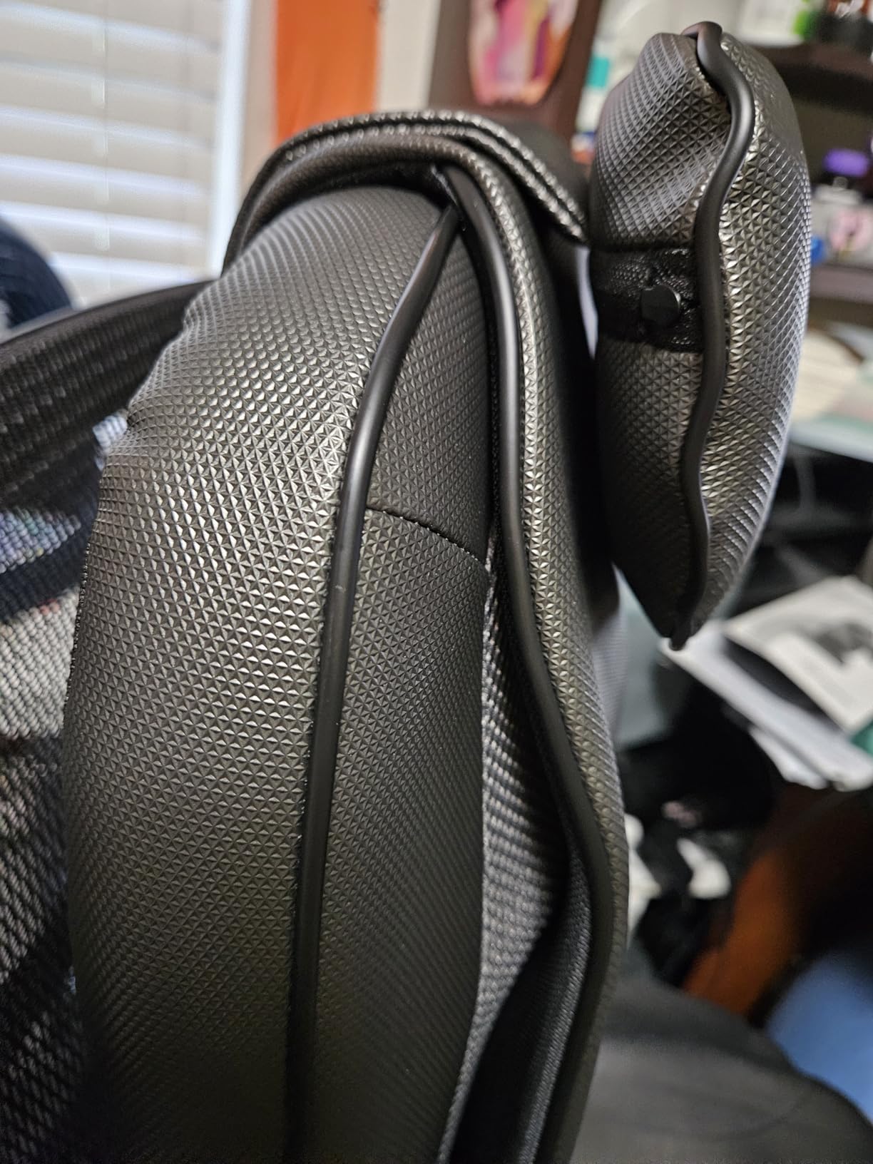 Snailax Shiatsu Back Massager with Heat, Massage Chair Pad for Pain Relief customer photo 2