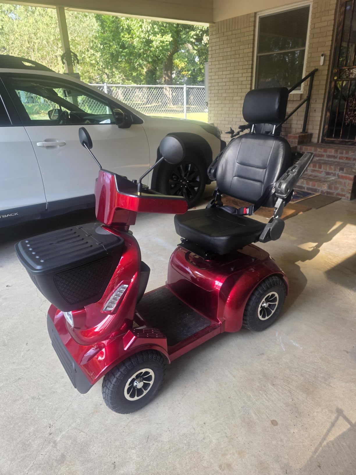 32Miles All-Terrain Heavy-Duty Mobility Scooter for Seniors &Adults customer photo 2