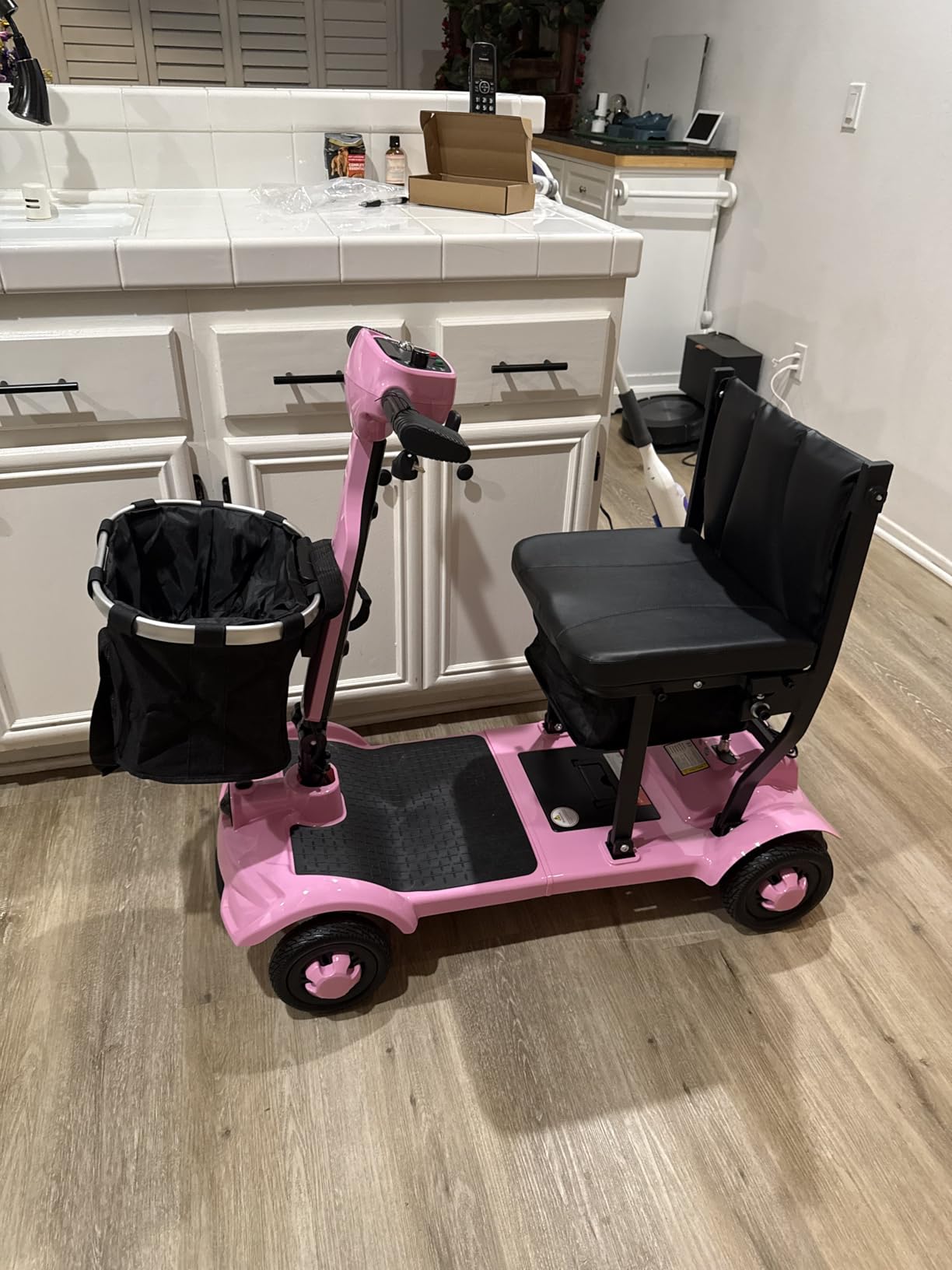 Lightweight Mobility Scooters for Seniors&Adults, Foldable 3 Wheel Scooter customer photo 2